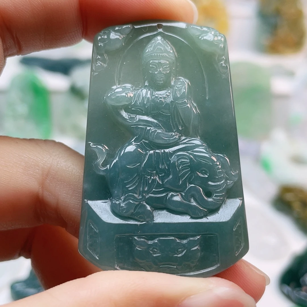 翡翠颈饰未镶嵌普贤