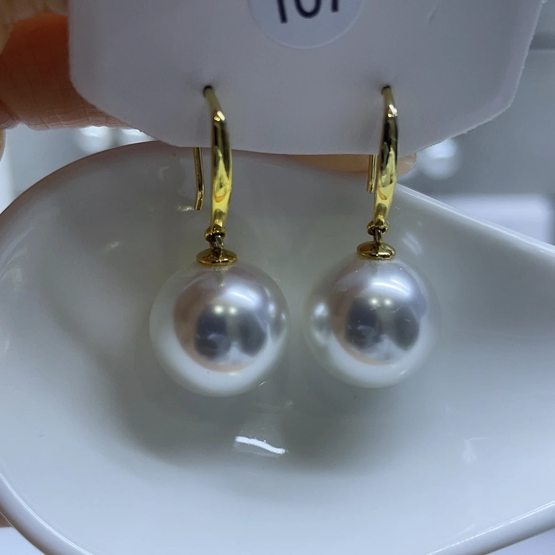 耳饰淡水珍珠未镶嵌