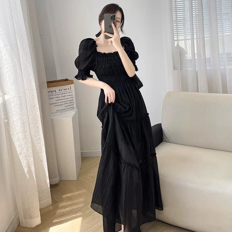 胖mm黑色泡泡袖赫本风连衣裙女2024夏季大码收腰显瘦松气质长裙子