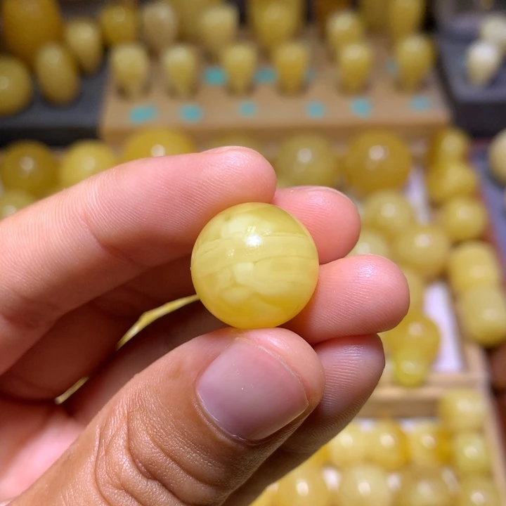 海***面未镶嵌蜜蜡裸石天然俄料浓蜡黄白妖花圆珠16.