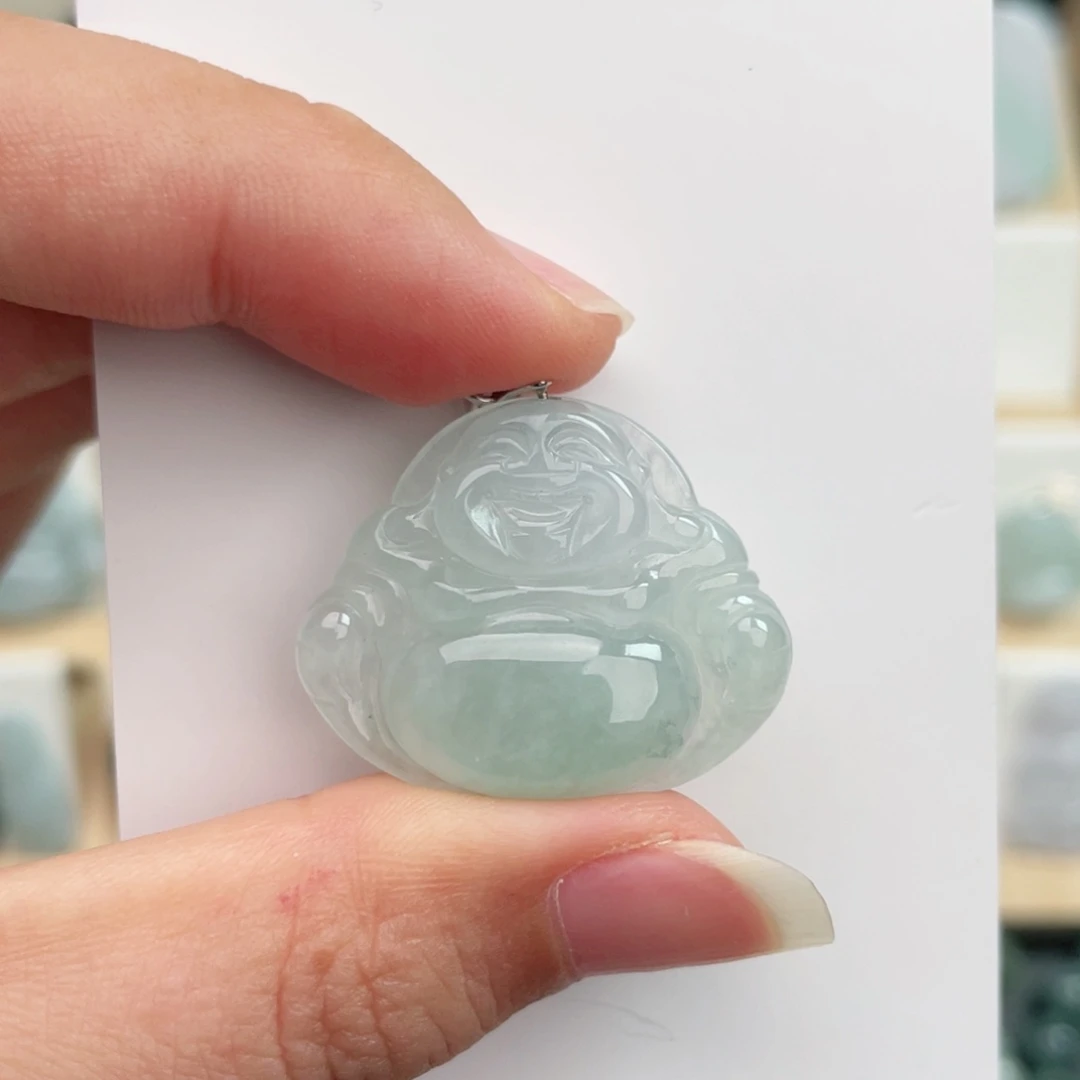 翡翠未镶嵌颈饰佛公
