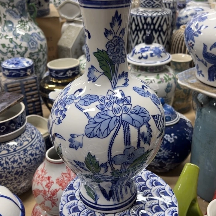 瓷片微瑕。。。。。。。。。。。