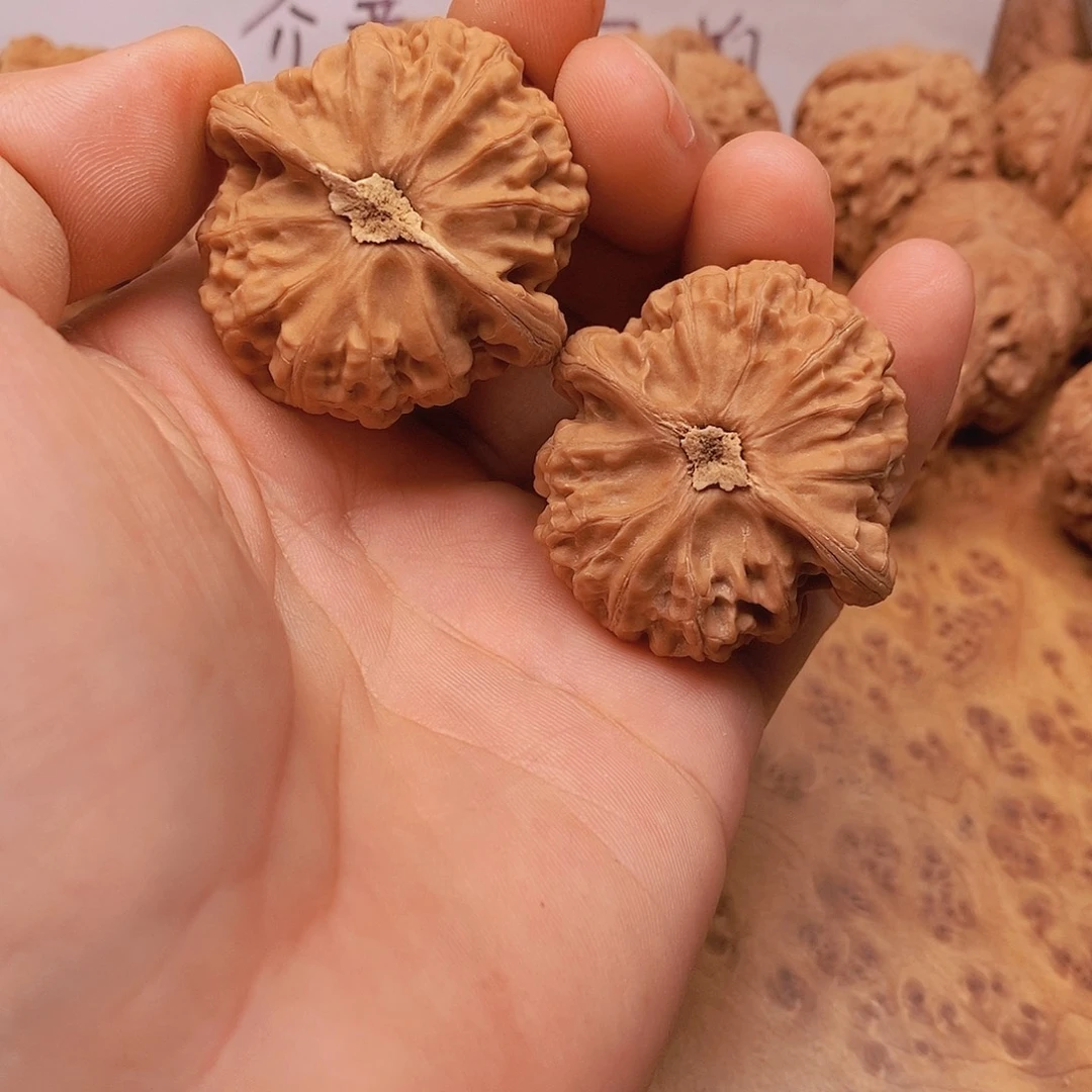 把件文玩核桃宫灯