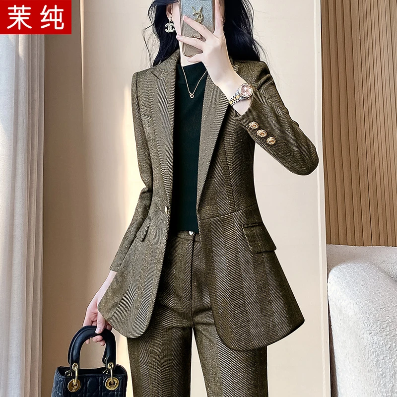 西装外套女咖色条纹高级感巨好看的西服洋气气场强大轻奢职场正装