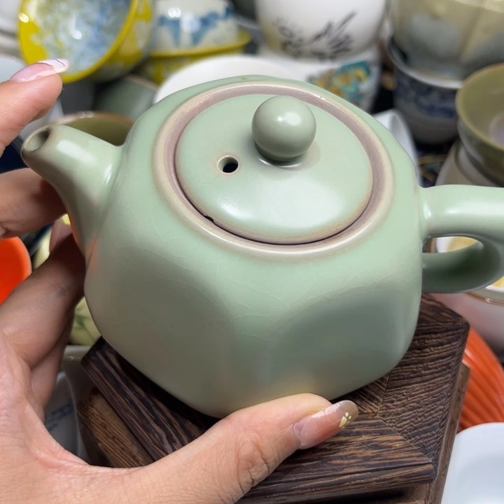1只微瑕介意勿拍微瑕
