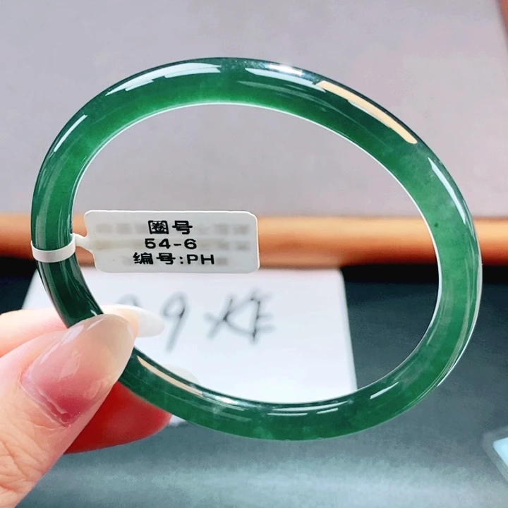 翡翠未镶嵌手镯翡翠手镯13