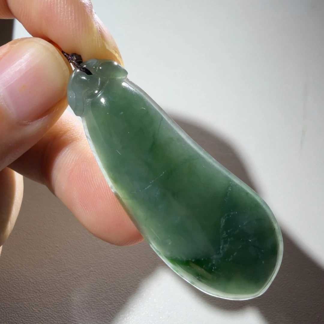颈饰未镶嵌翡翠好