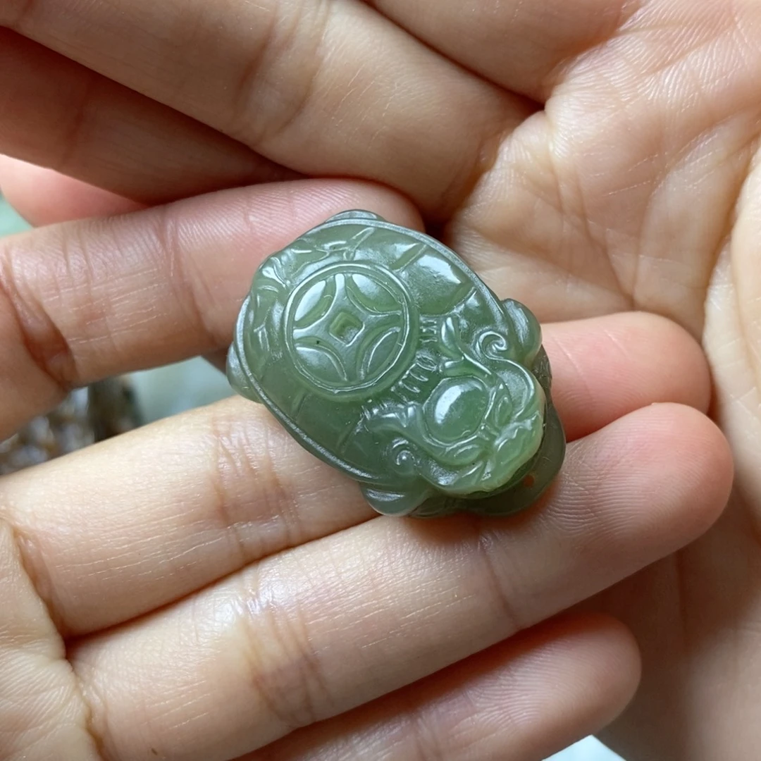 未镶嵌和田玉挂件