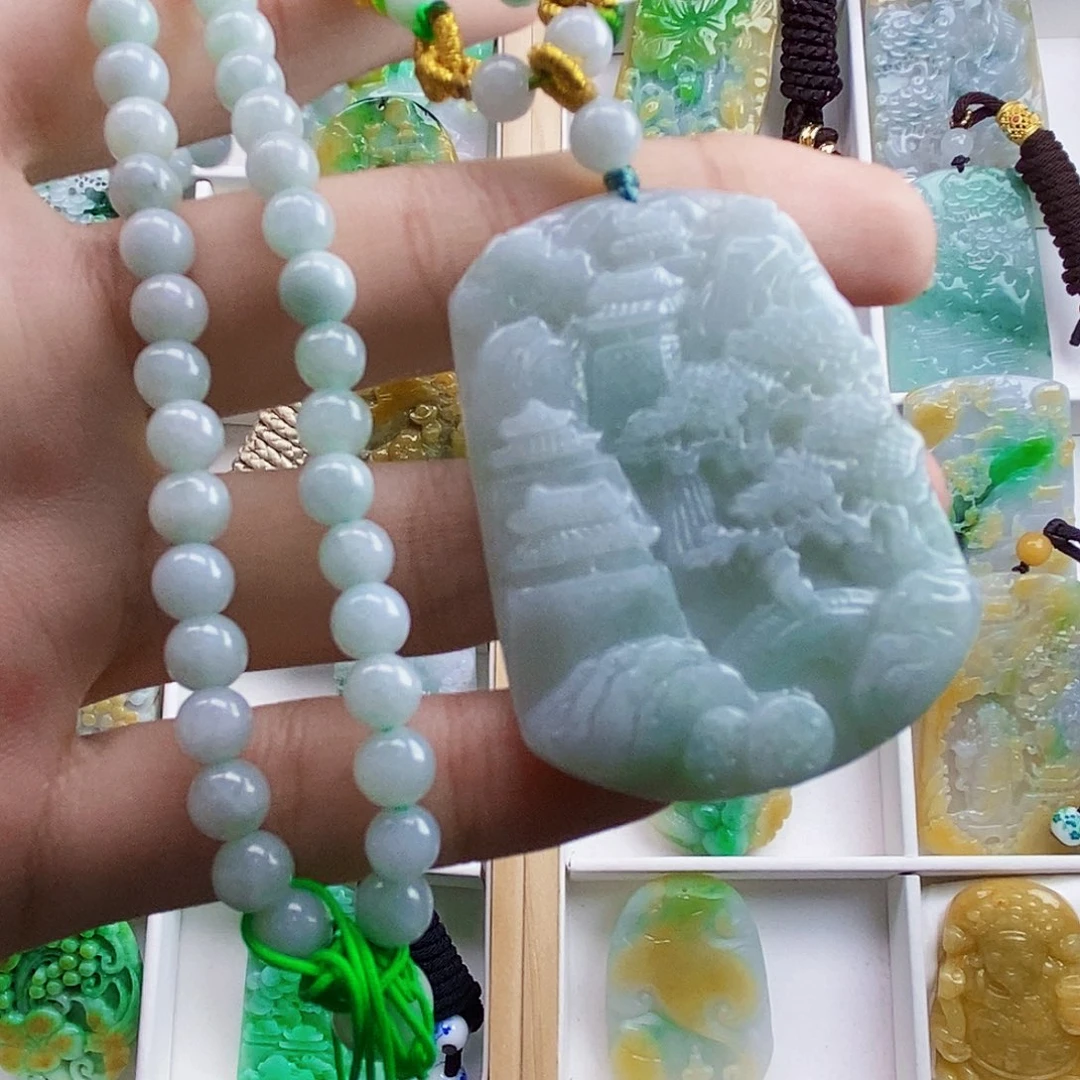 翡翠未镶嵌颈饰翡翠