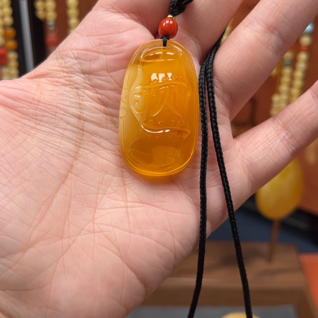 蜜蜡未镶嵌吊坠(不含链)