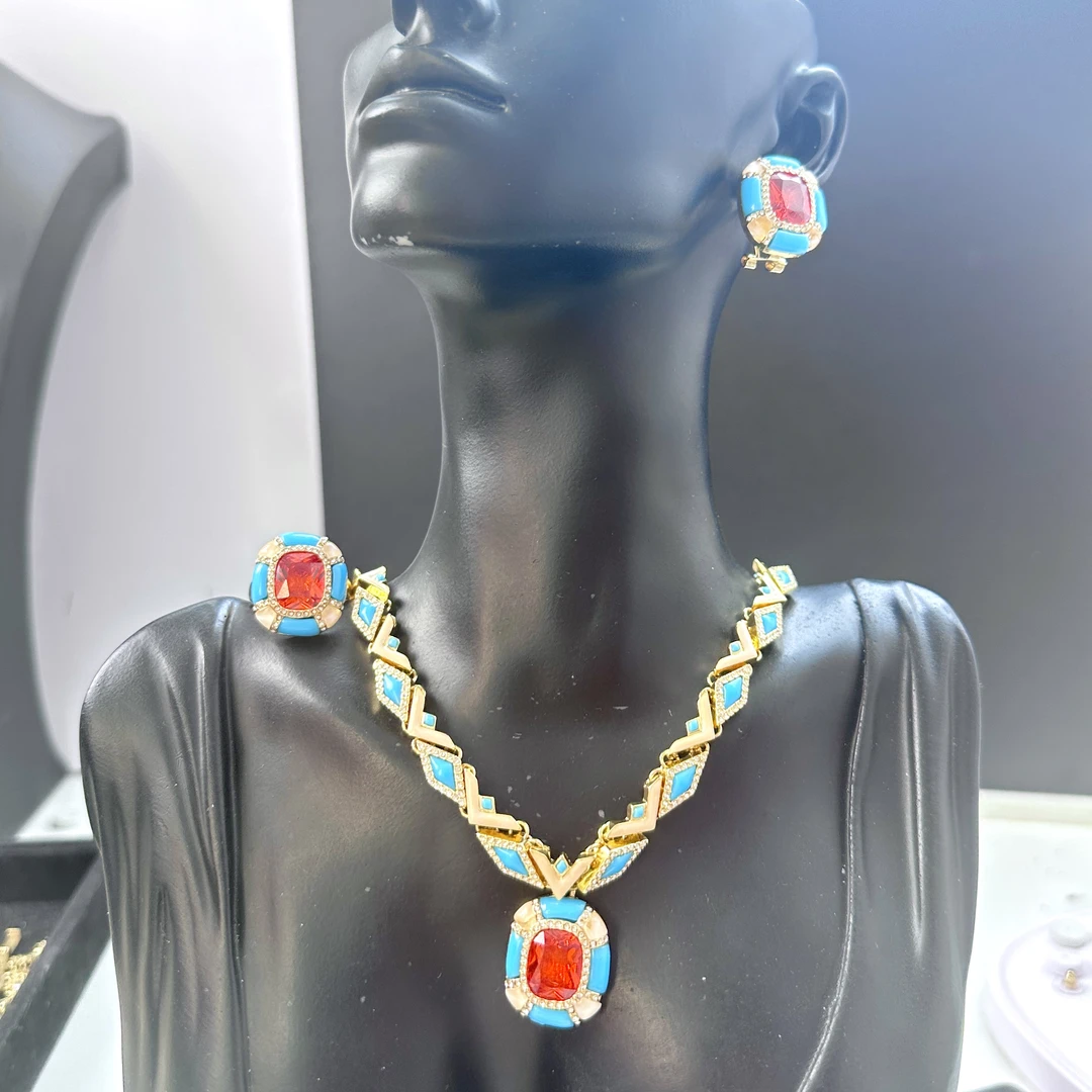 铜合金亚克力项链 法式复古宝家蓝色饰品金色耳环戒指项链套装