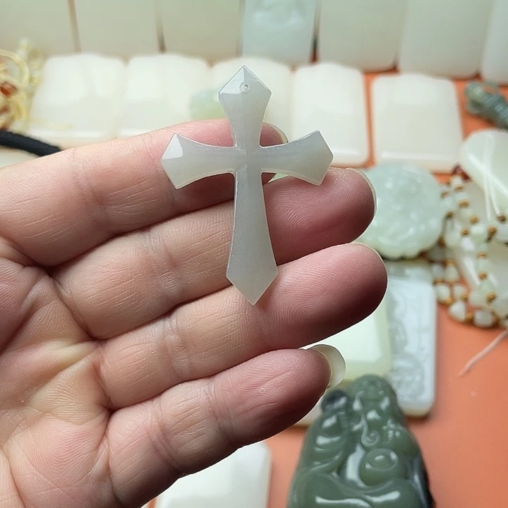 青海十字架精吊坠