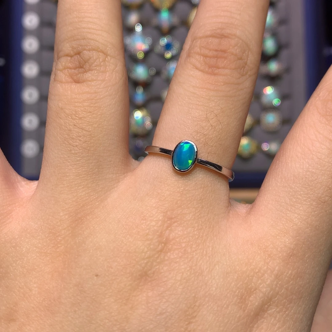 银S925镶嵌欧泊戒指福利款不退不换