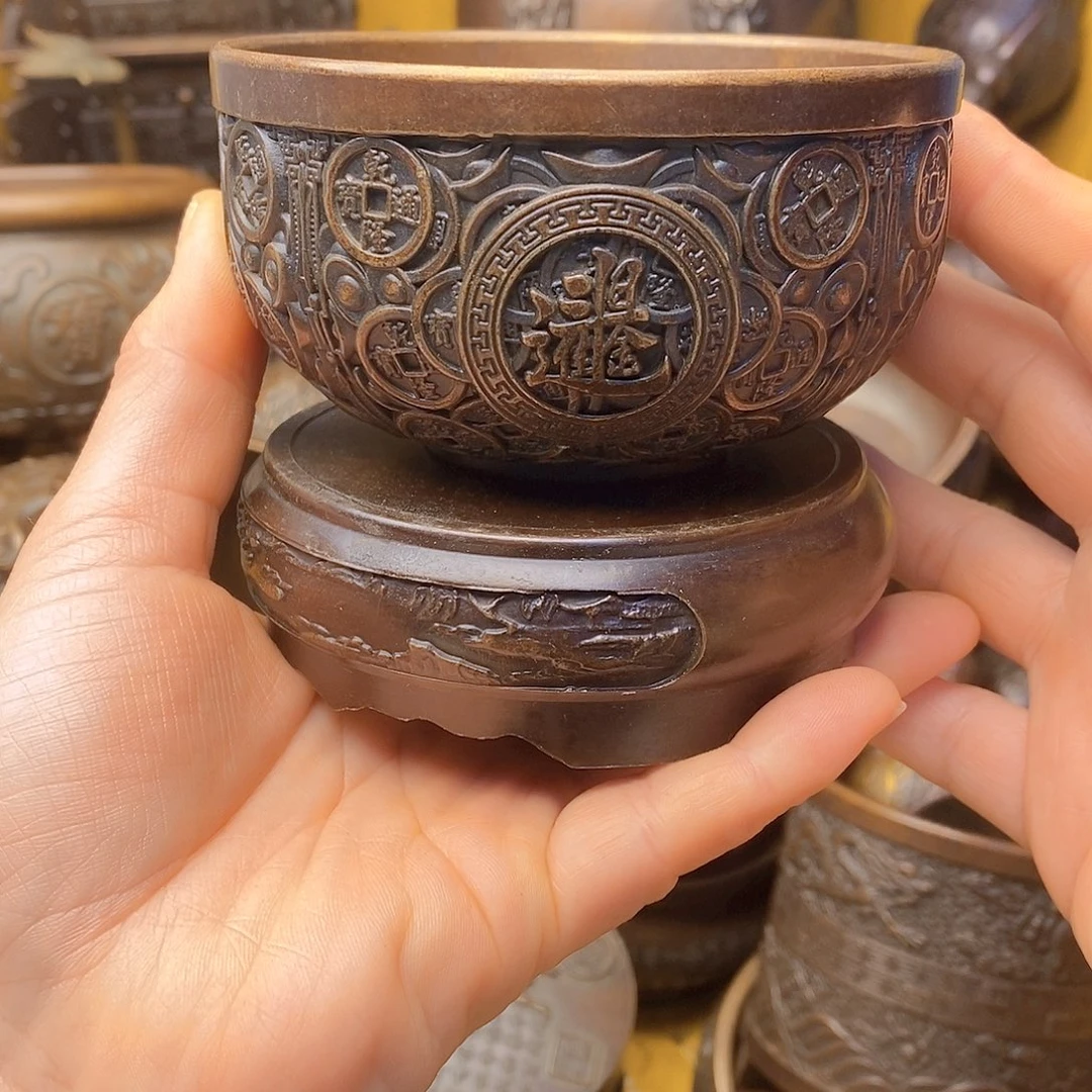 铜器工艺精湛一套