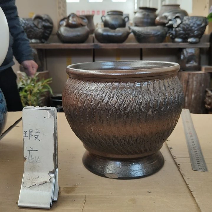 紫砂花盆玲****?瑕疵210000000080