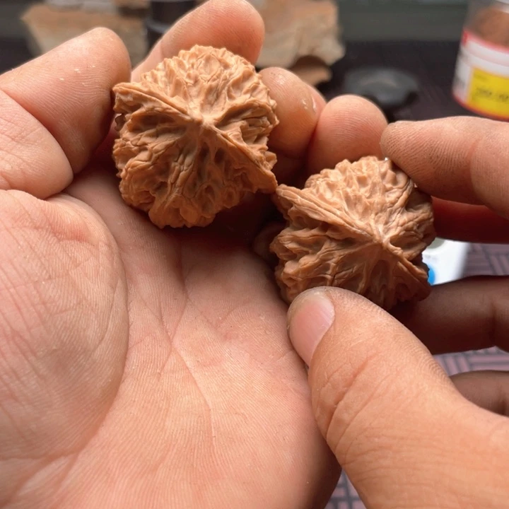 周***洲文玩核桃把件苹果园