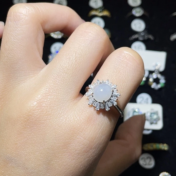 翡翠未镶嵌戒指戒指