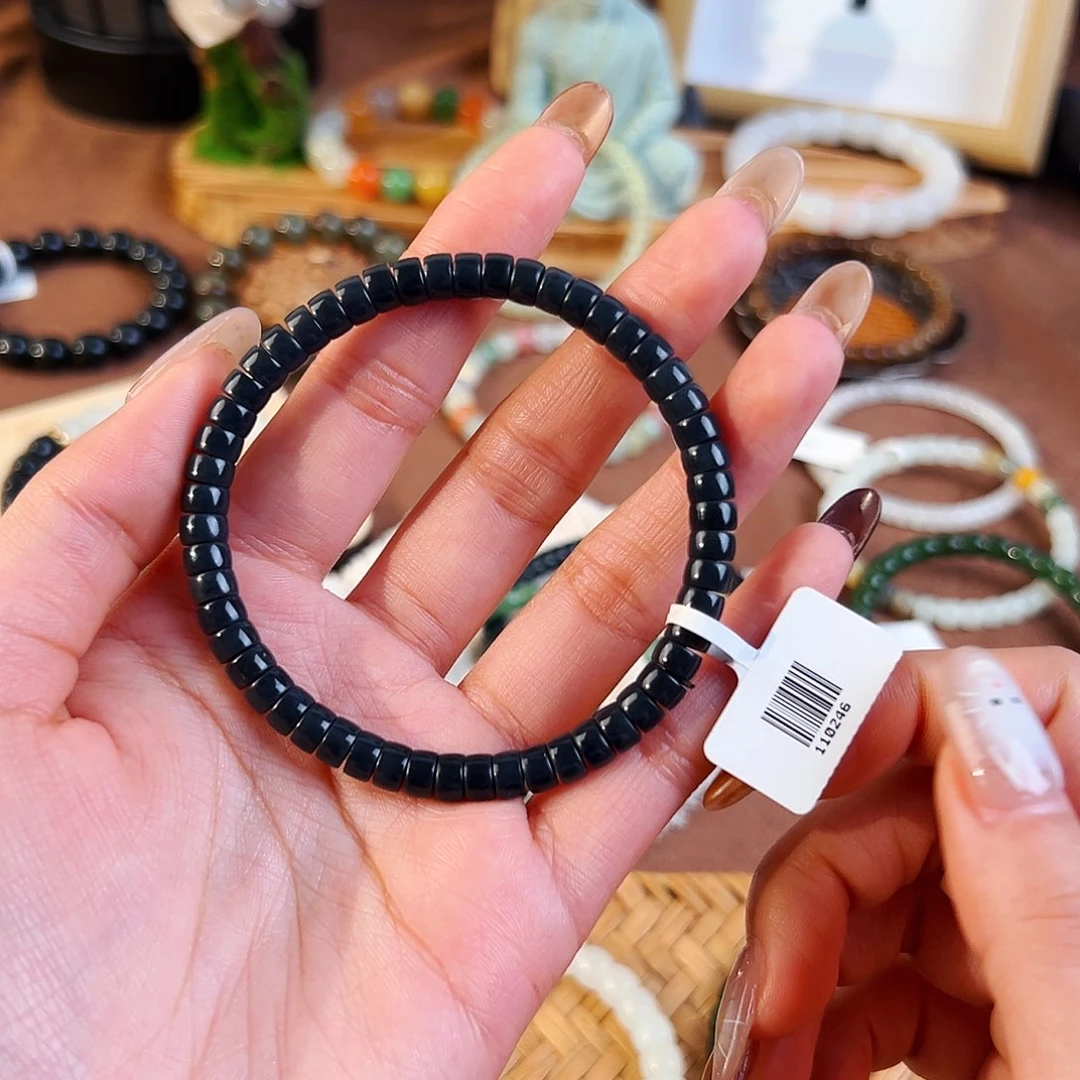 和田玉未镶嵌手串