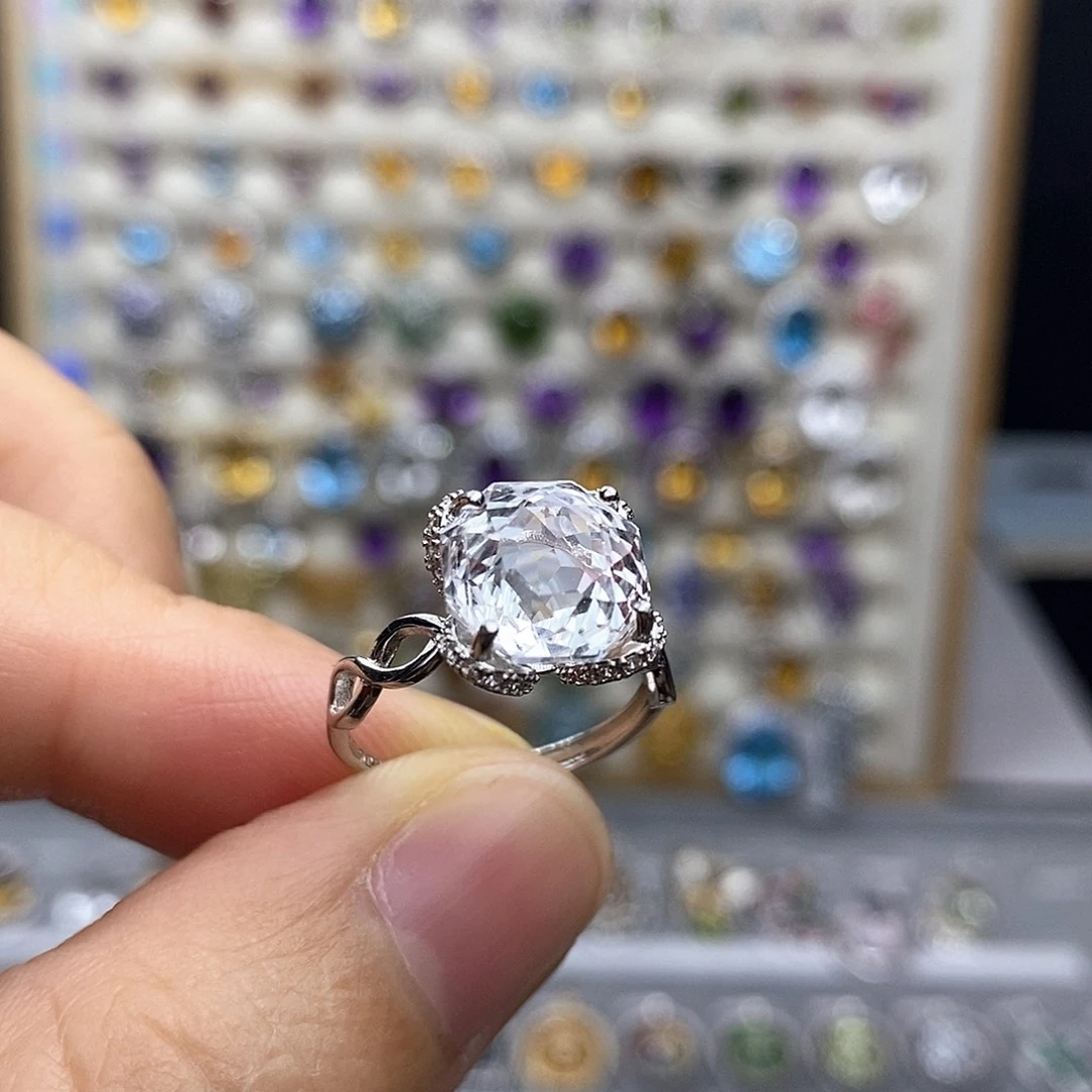 银S925镶嵌戒指水晶不含证书