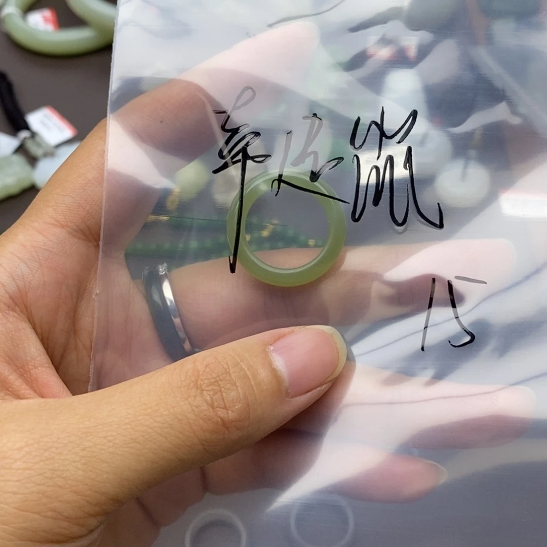 未镶嵌手串和田玉幸****?