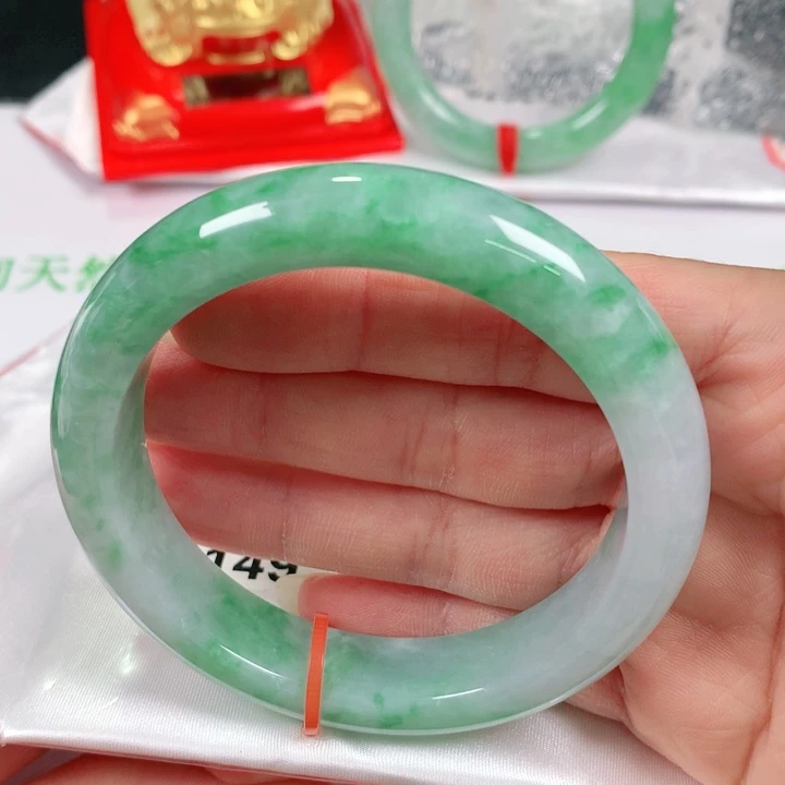 未镶嵌手镯翡翠   编号0149 正圈58
