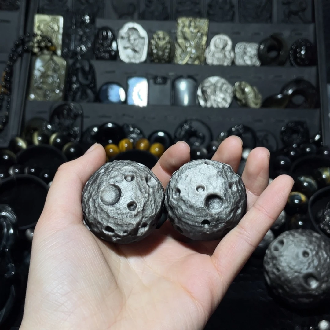 行***极黑曜岩未镶嵌珠宝奇石