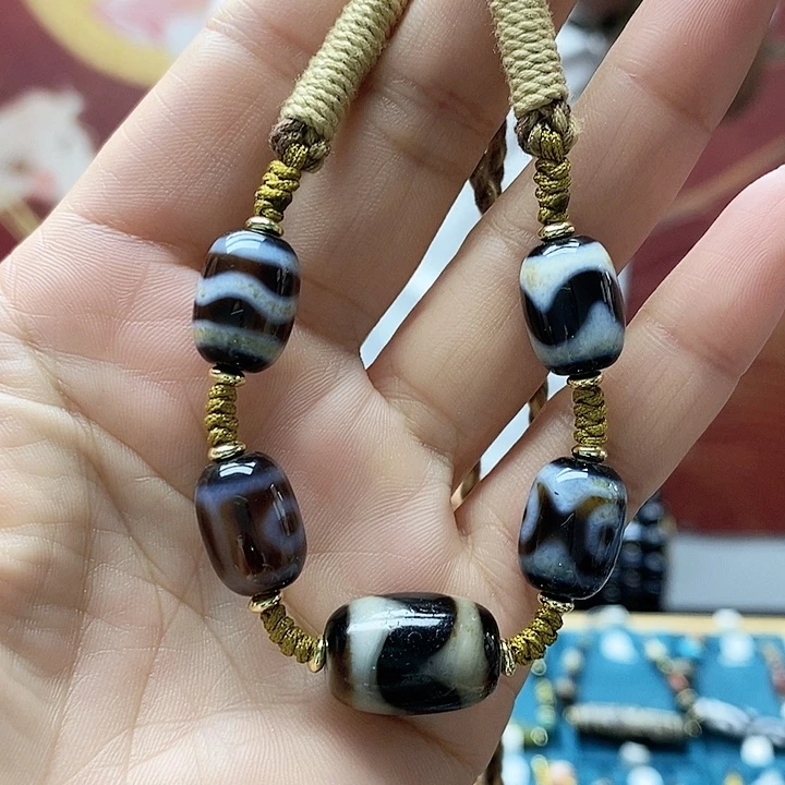 玛瑙/玉髓颈饰合金