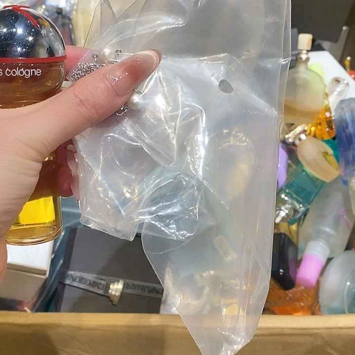 H***H花岗石铁合金香水沐浴露持久留香