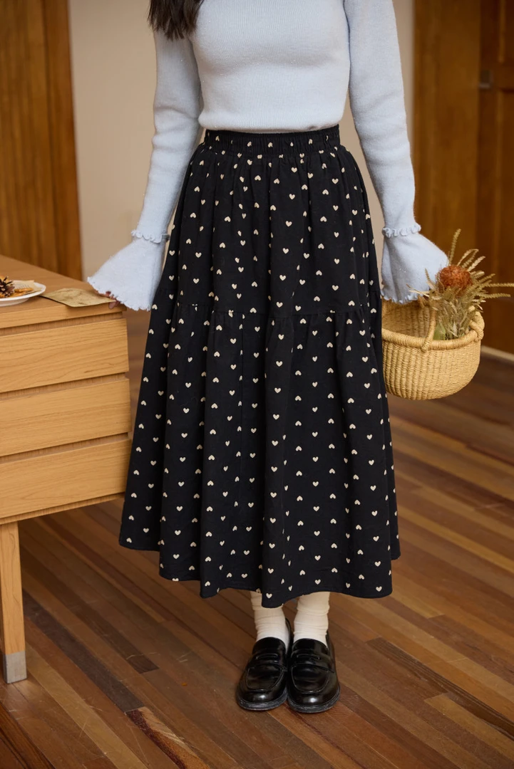 「简黑风尚」黑色保暖半身裙2024冬季高腰百搭裙子女L52621