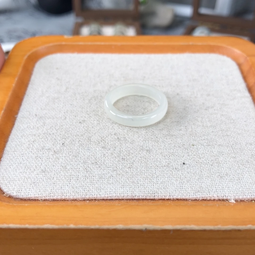 和田玉未镶嵌戒指Y5白玉圆切直径17.6不退换