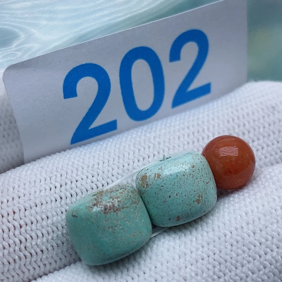 未镶嵌南红玛瑙珠宝奇石