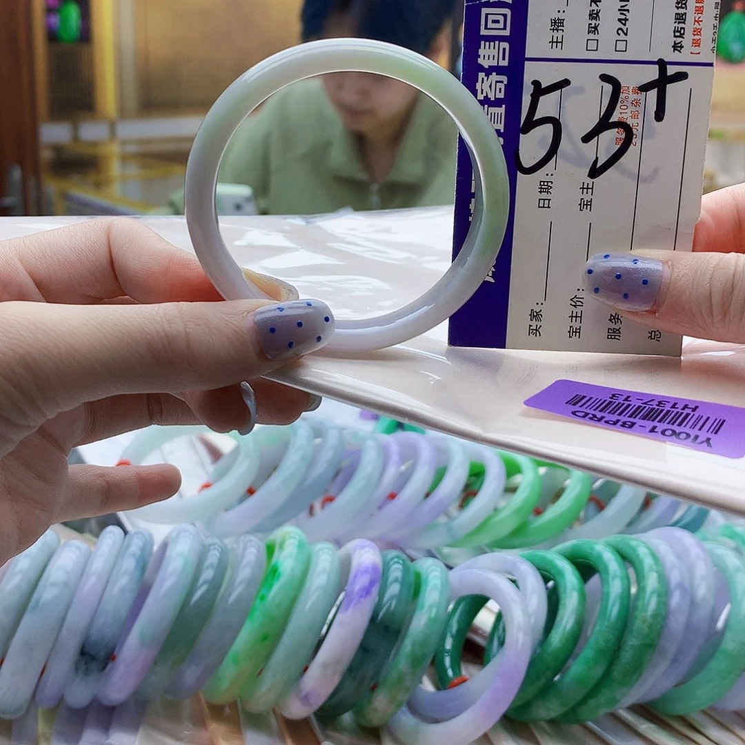 翡翠未镶嵌手镯hjj