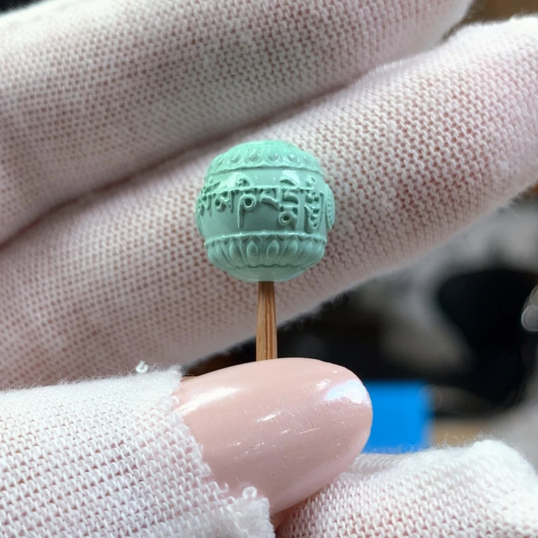 绿松石未镶嵌挂件