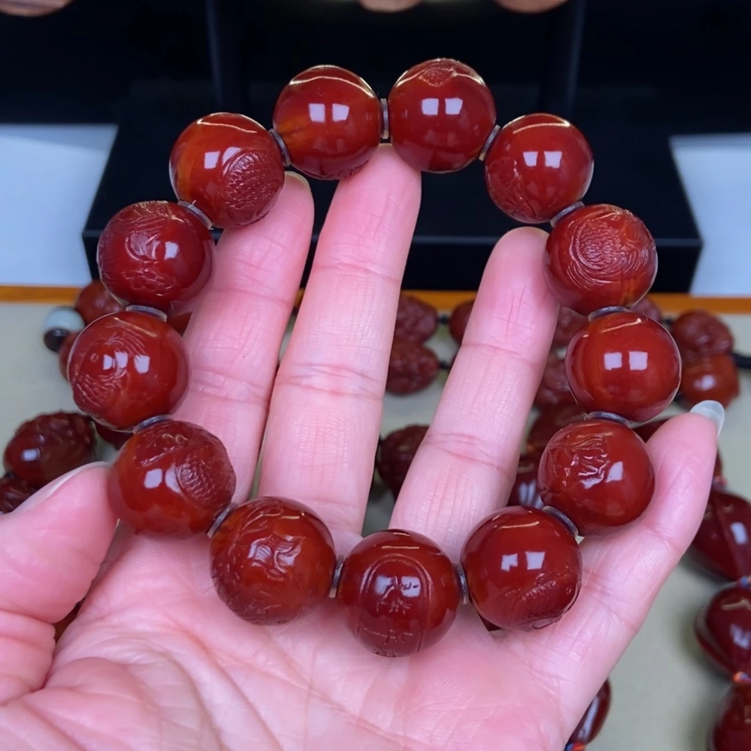 橄榄核吊坠鱼戏莲花