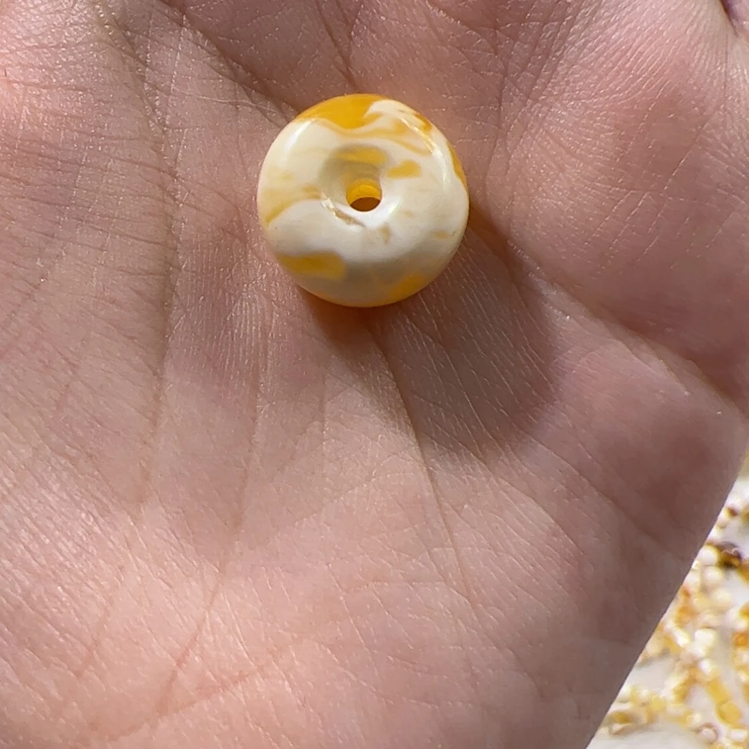 琥珀未镶嵌珠宝奇石金瓷白妖花扣子