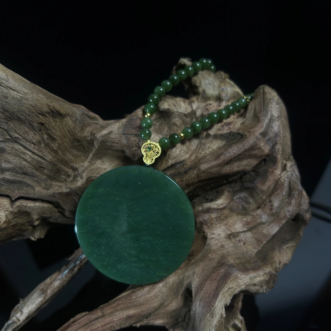 天然和田碧玉精美平安圆牌吊坠挂件毛衣链多样性性选其一【0055】