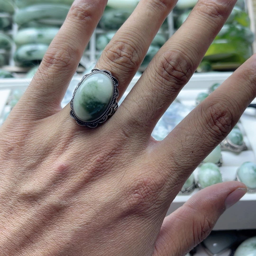 健***寿蛇纹石玉银S925镶嵌戒指