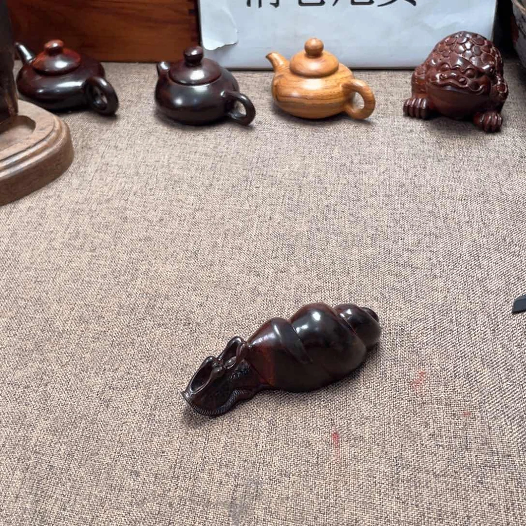 檀香紫檀（小叶紫檀）蜗牛