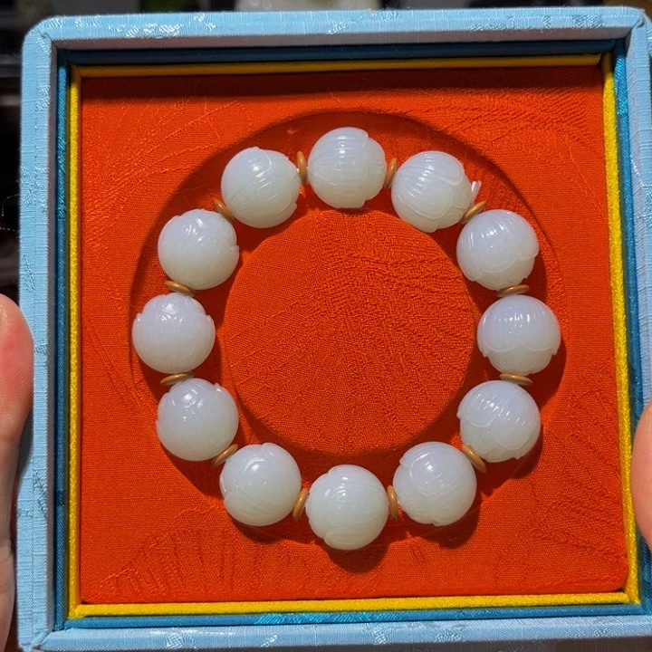 和田玉未镶嵌颈饰W****n