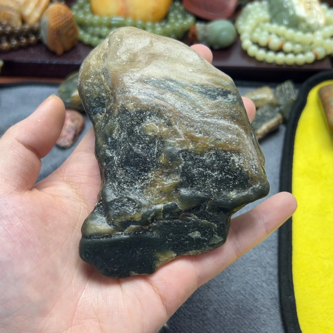 和田玉未镶嵌珠宝奇石