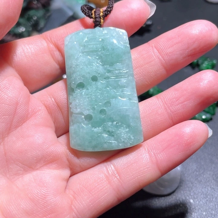 【闪购商品】翡翠颈饰未镶嵌天然翡翠