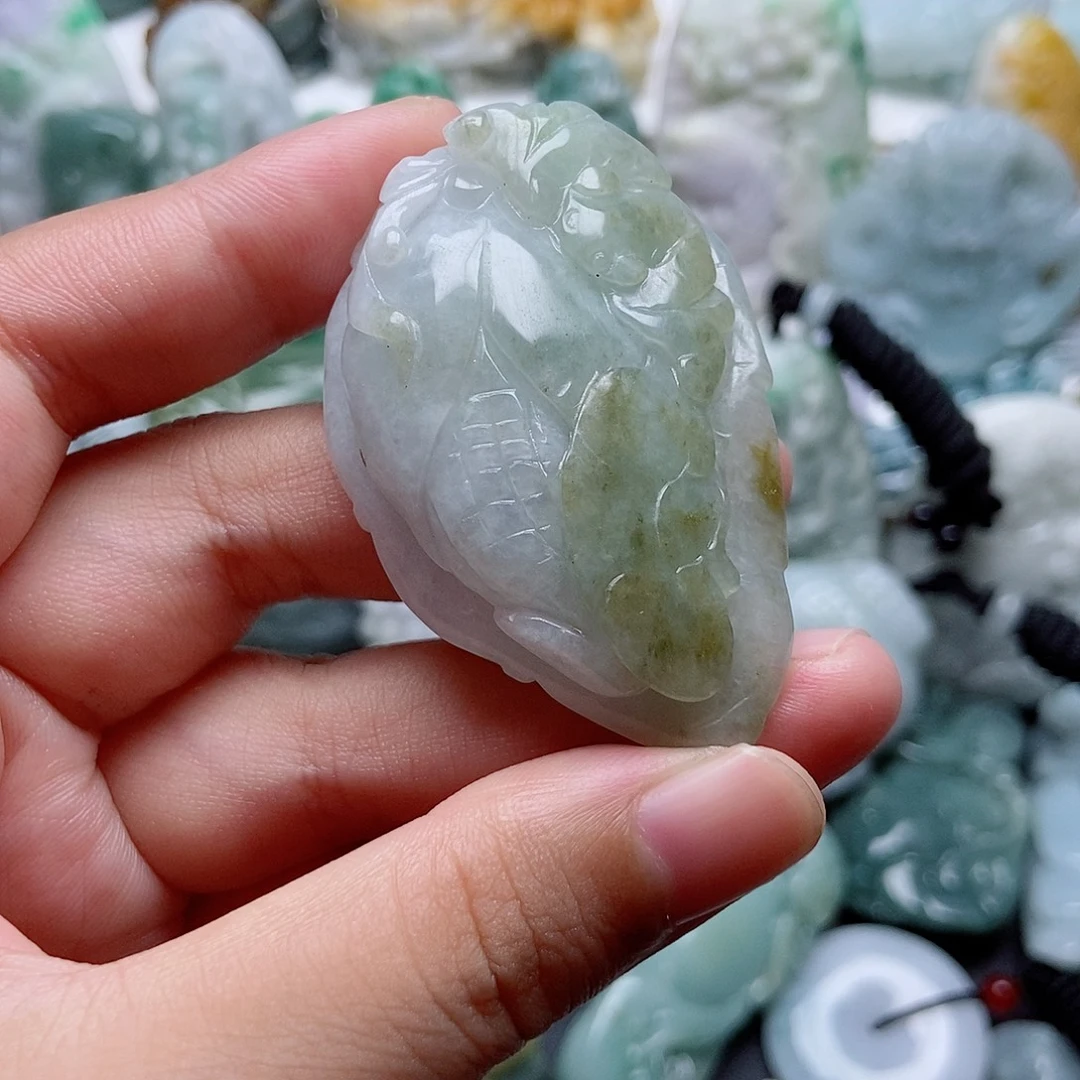 翡翠未镶嵌吊坠(不含链)1