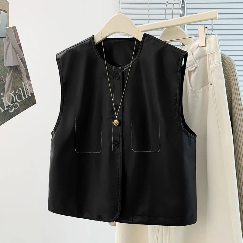 时尚高级感PU皮衣黑色三粒扣无袖圆领马甲洋气简约宽松休闲外套女