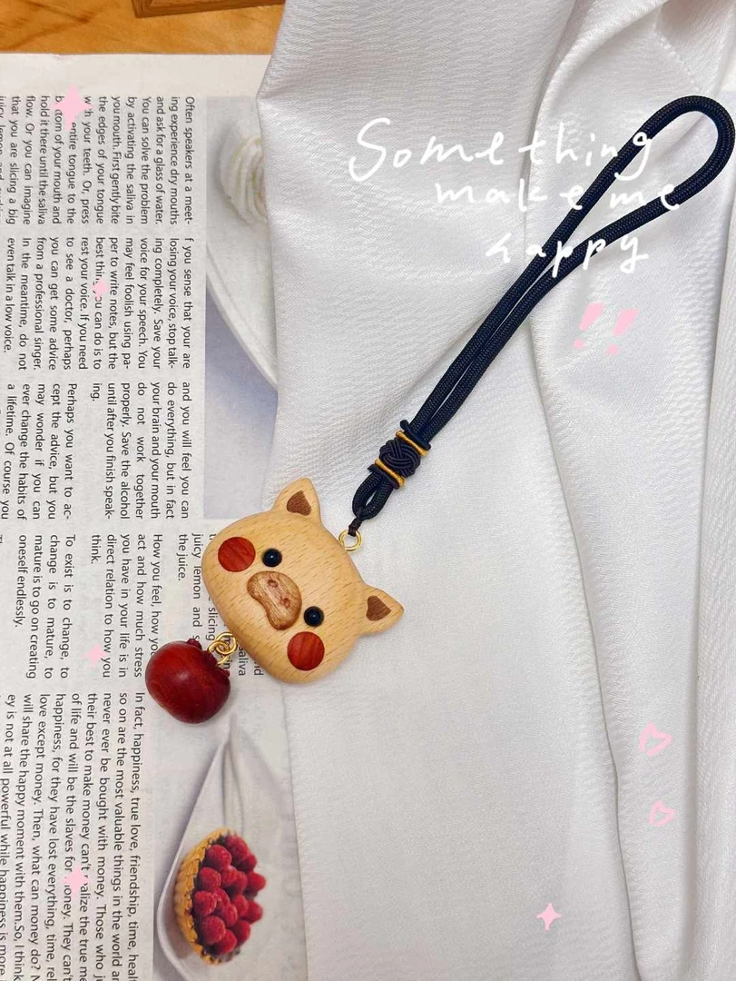 可爱猪猪车载挂件钥匙扣包挂可爱创意镶嵌木质