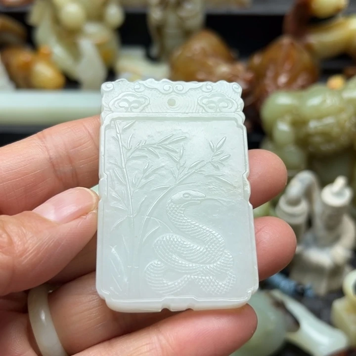 未镶嵌和田玉（糖玉）挂件