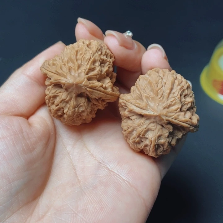 老***叔文玩核桃吊坠河豚