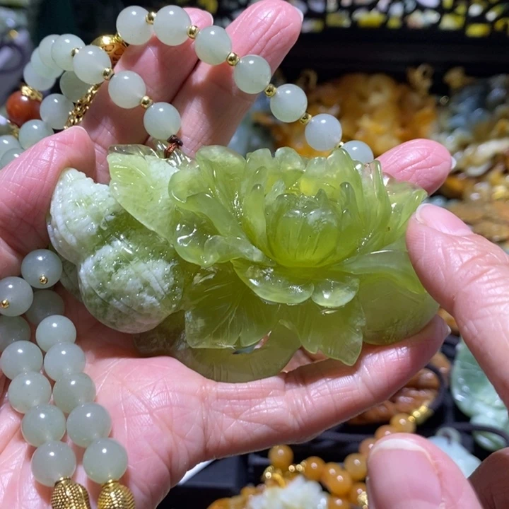 岫玉岫玉吊坠未镶嵌