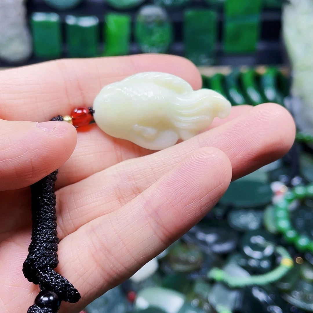 和田玉未镶嵌珠宝奇石