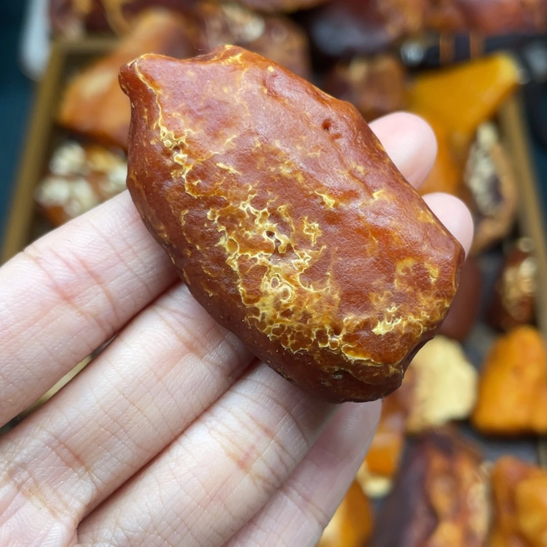 琥珀未镶嵌珠宝奇石