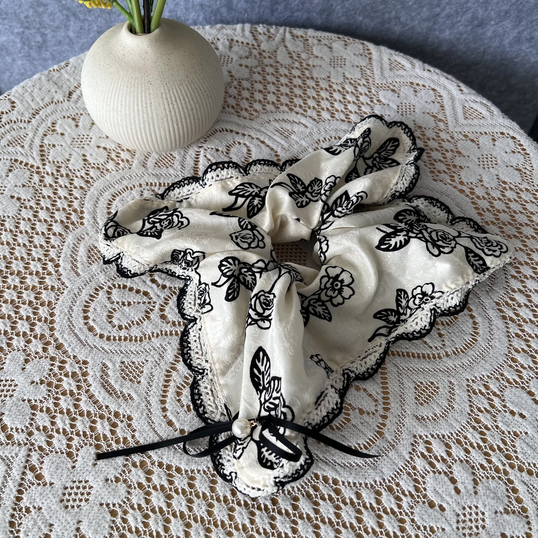 法式复古玫瑰花花边方巾发圈高级感百搭气质大发圈头绳氛围感发饰